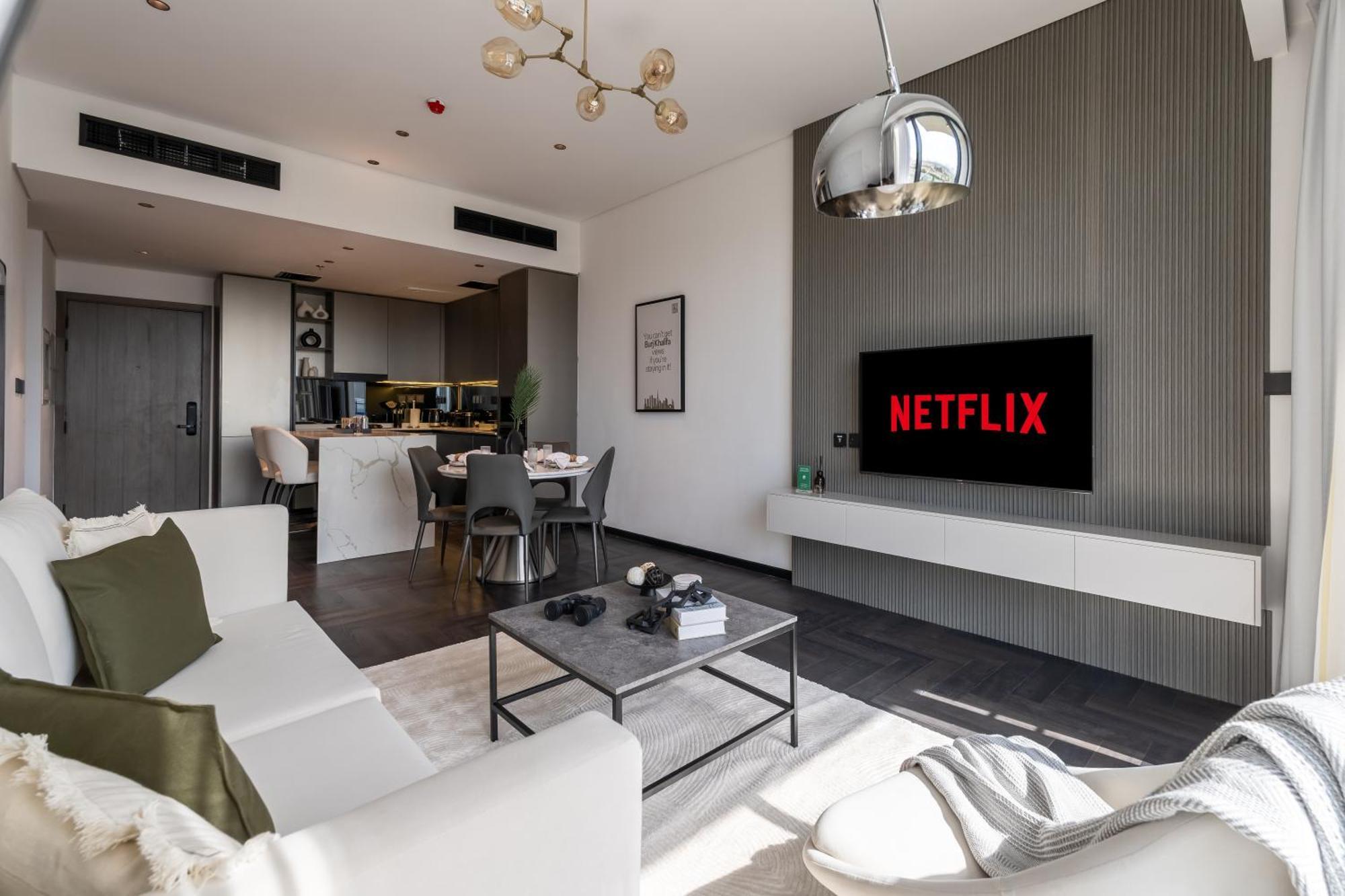 Stylish 1br With Skyline & Burj Khalifa View